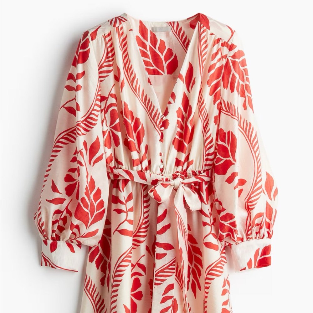 H&M Red and White Long Sleeve Dress